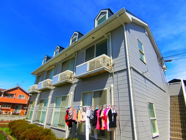 アドバンスの外観