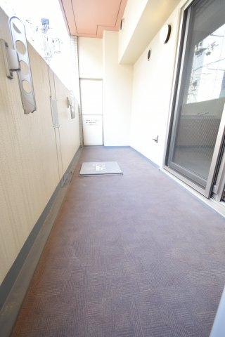 GROOVE難波西のバルコニー