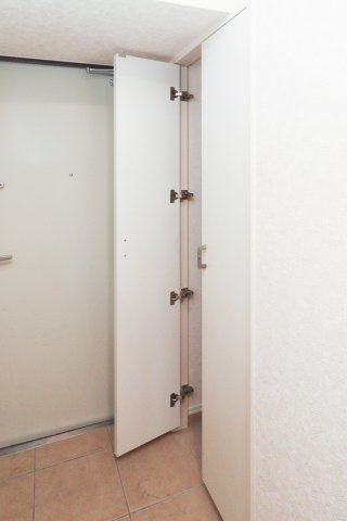 サヴォイ箱崎セントリシティ　4階の収納|別号室のものです。現状優先です。