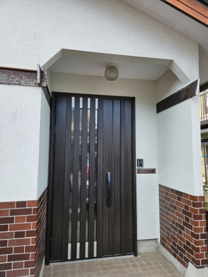 【玄関】 | 鳥取市面影２丁目中古戸建て