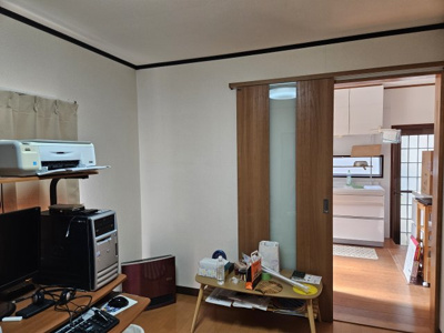 【居間・リビング】 | 鳥取市面影２丁目中古戸建て