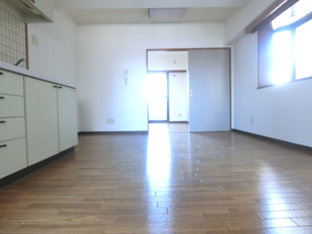 旭ビルディングの居間・リビング|同物件別部屋イメージ写真