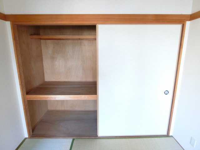 旭ビルディングの収納|同物件別部屋イメージ写真