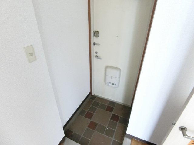 旭ビルディングの玄関|同物件別部屋イメージ写真