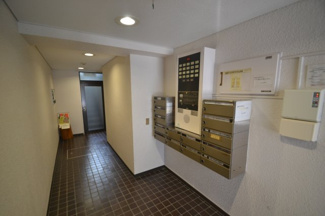 【エントランス】