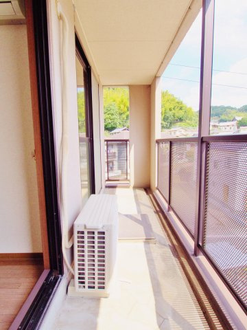 プルミエールF.Tのバルコニー