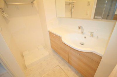 【独立洗面台】 | La Maison上野坂