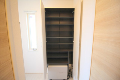 【玄関】 | La Maison上野坂