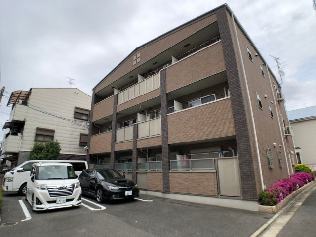 サルドゥセジュールⅡの外観