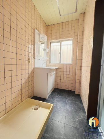 井上ビルの洗面所