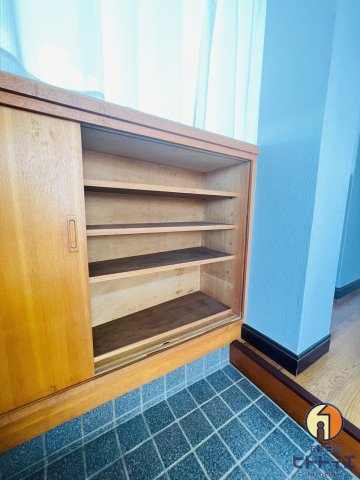 井上ビルの収納|シューズボックスです