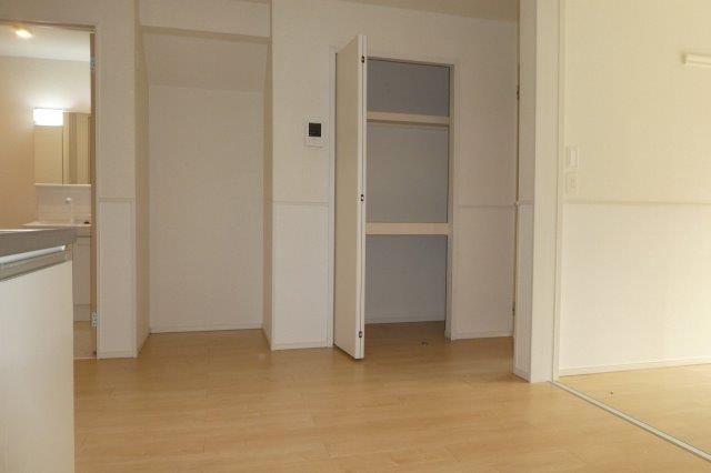 ダイヤモンド・ノアＢの内装|ダイニングキッチン