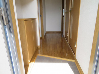 【玄関】 | ヴェルデ高見