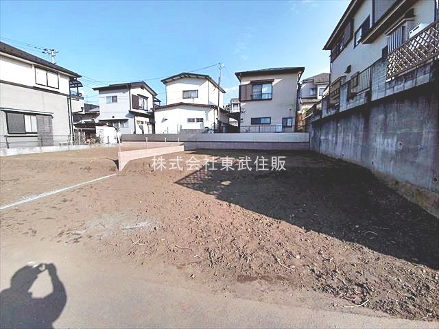 【前面道路含む現地写真】 | 日高市高萩　全２区画　B号区 | 閑静な住宅地です