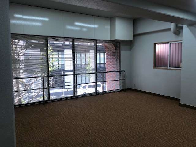 池原第一ビルの内装