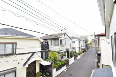 【展望】 | 三鷹市中原第4 | 武蔵野の緑を存分に楽しめるのは、低層住宅地域ならではの眺望。夜は星空を見ながらご家族で語り合いを…