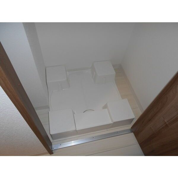 HRフロントリーガル難波WESTの設備