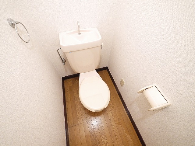 ウイングマンションのトイレ|トイレです