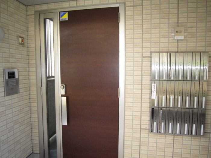 パレス丹波　弐番館の玄関