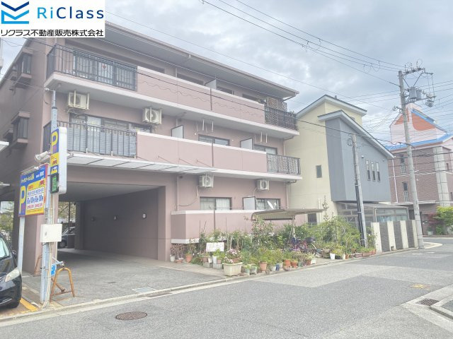 イレブン若松の外観|外観もきれいです