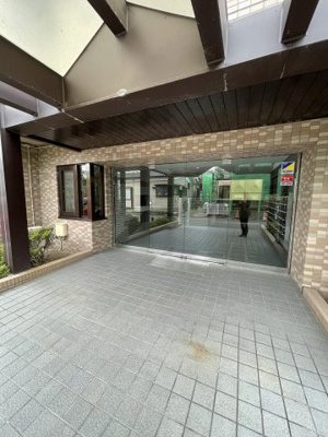 【エントランス】 | パレ・ドール日の出新潟