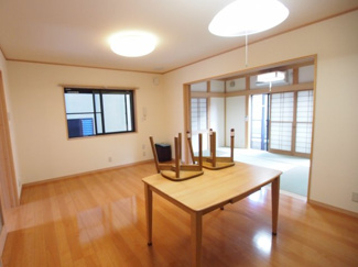 【洋室】 | 崎山貸家