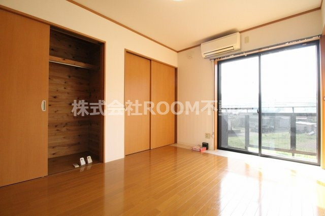 蓼池マンションルビィの洋室|使い勝手のいい洋室です