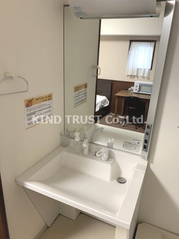 ひふみ苑天満橋の洗面所