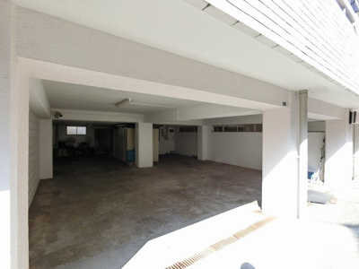 【駐車場】 | 田園調布マンション | 平置き駐車場です。