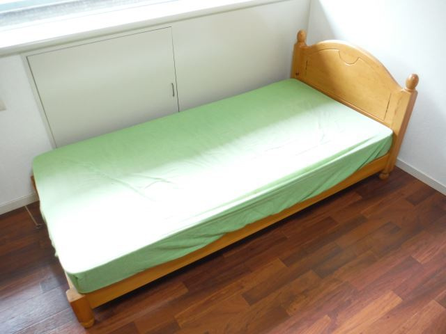 メディカルコーポI【10,000円キャッシュバック対象物件】の寝室|開放的な寝室です