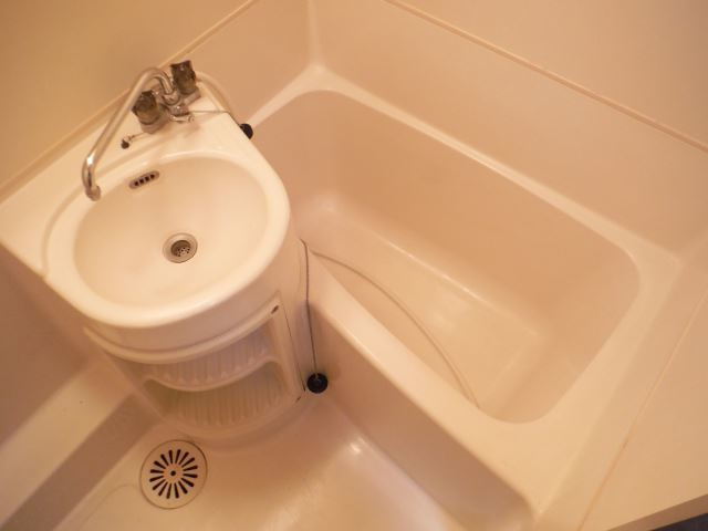 メディカルコーポI【10,000円キャッシュバック対象物件】の浴室|ゆったり過ごせるお風呂です