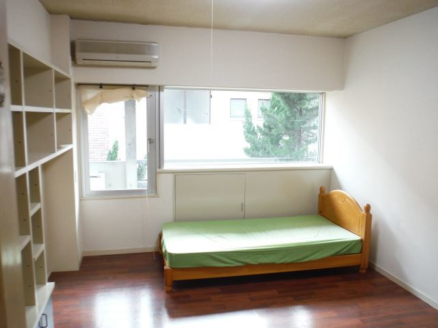 メディカルコーポI【10,000円キャッシュバック対象物件】の洋室|きれいな洋室です