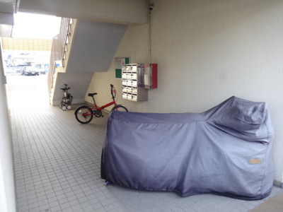 【その他共用部分】 | アルテメゾン弐番館 | バイク置き場