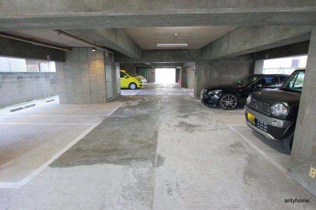 橋本第二綜合ビル　仲介手数料無料の駐車場