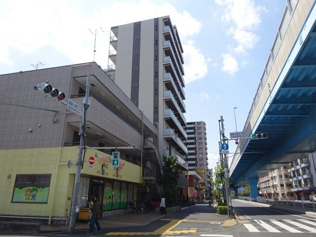 SQUARE CITY新小岩の外観