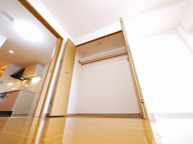 アプローズ（南郡山町）の収納|たっぷりとした収納スペースです