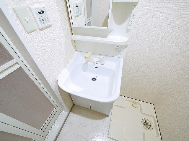 アプローズ（南郡山町）の洗面所