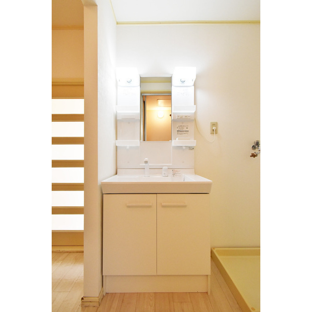 タプロコート弐番館【キャッシュバック対象物件】の洗面所