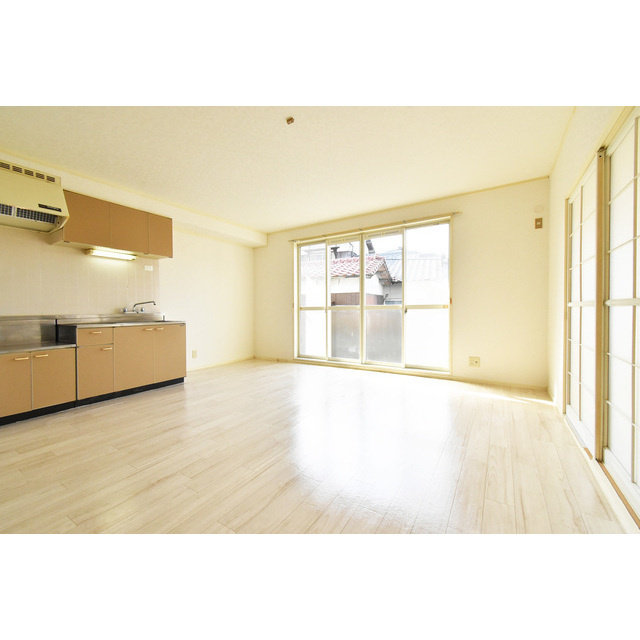 タプロコート弐番館【キャッシュバック対象物件】のキッチン