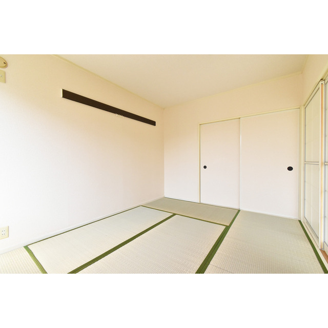タプロコート弐番館【キャッシュバック対象物件】の和室