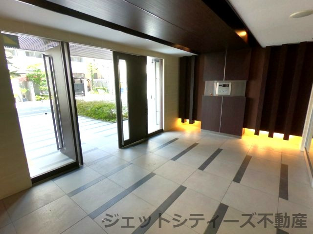 【ロビー】 | スワンズシティ梅田ウエスト