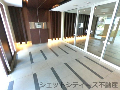 【ロビー】 | スワンズシティ梅田ウエスト