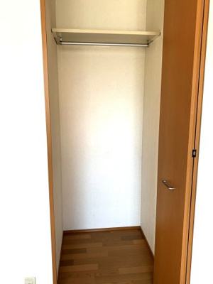 【その他】 | アムールミシマE | 洋室6帖の収納