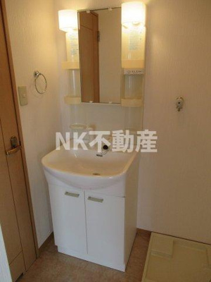 【洗面所】 | ミフネセントラルベア荒本（荒本賃貸） | 独立洗面化粧台が付いています