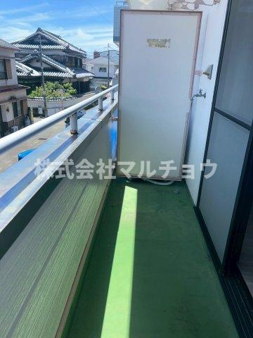 エステイト新屋敷のバルコニー|広々としたバルコニーです