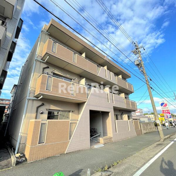 グランド サザンクロスの外観