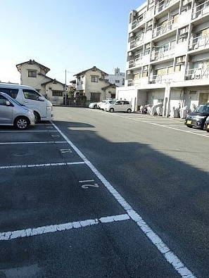 メディカルコーポⅡ【10,000円キャッシュバック対象物件】の駐車場|駐車場です