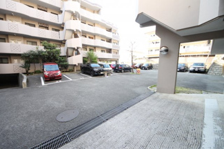 【駐車場】 | 只今空きはございません（2021．4月）
月極駐車場探しもお手伝いいたしますので、お気軽にご相談下さい＾＾