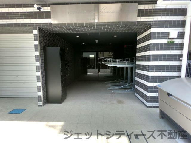 【エントランス】 | TOYOTOMI STAY PREMIUM 梅田Ⅲ