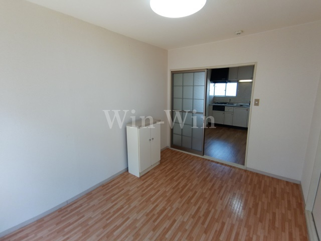 サンコーポ柱東山 Bの寝室